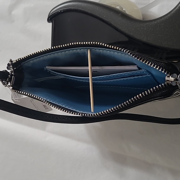 Coach Stripe Wrislet Signature Canvas - Picture 2 of 7